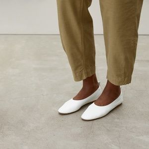 Everlane The Italian Leather Day Glove White Flats